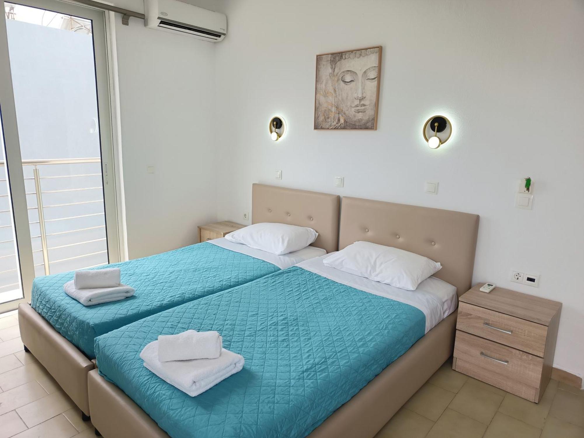 Lilian'S Seaview-Party Street-Youth Studios Rhodes City Bagian luar foto